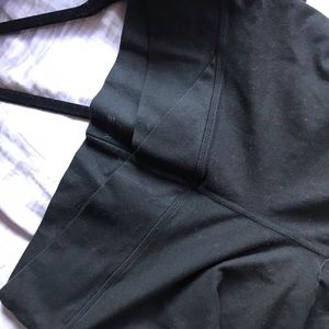 Plain black leggings